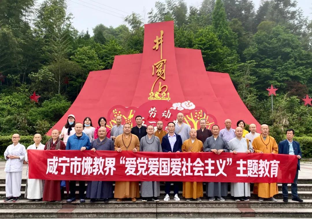 办身份证 省内都可以办吧？ 我身份证过期了 要从新办一张 我想问问是不是省内异地都可以办理 我安游戏画面